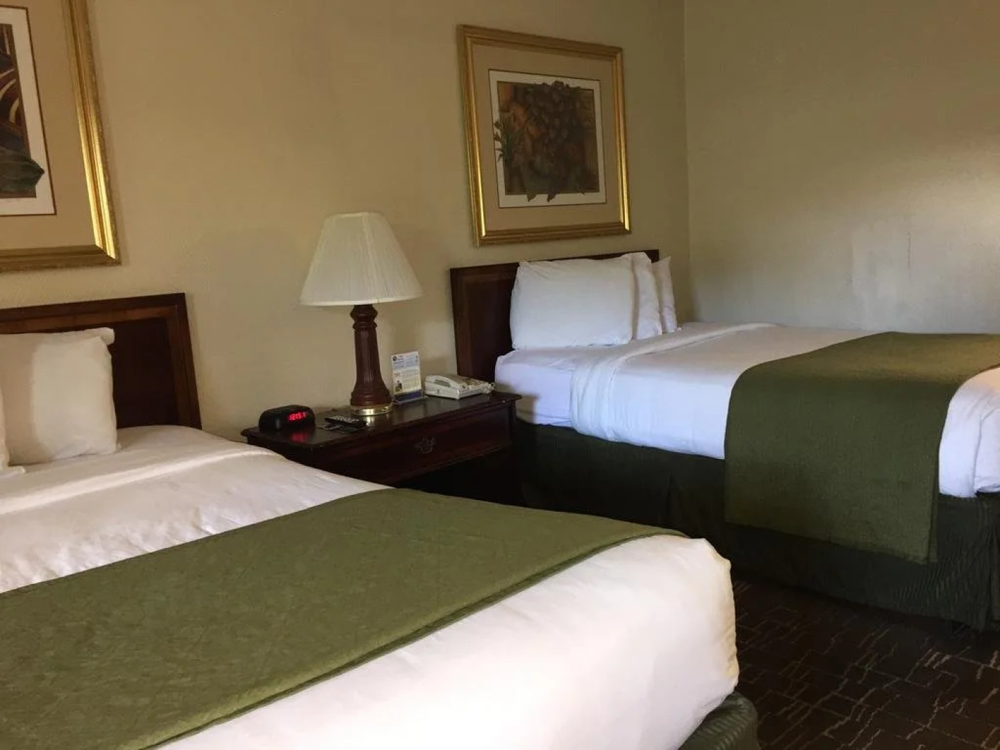 Sawgrass Inn & Conference Center