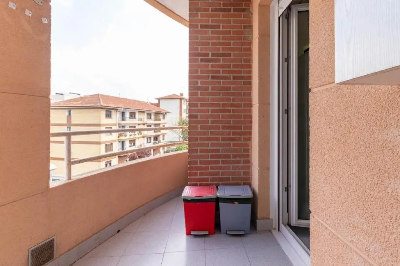 URDULIZ with parking by Aston Rentals