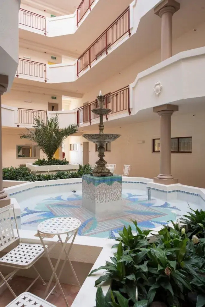 Best Western Plus - Fino Hotel & Suites