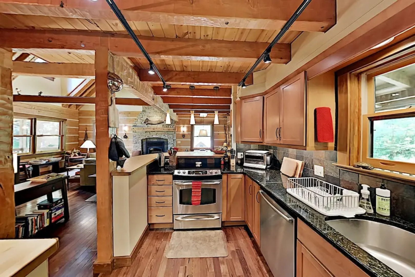 90presow 3 Bedroom Cabin