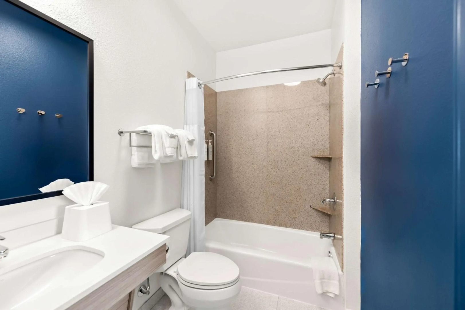 Spark by Hilton Longview