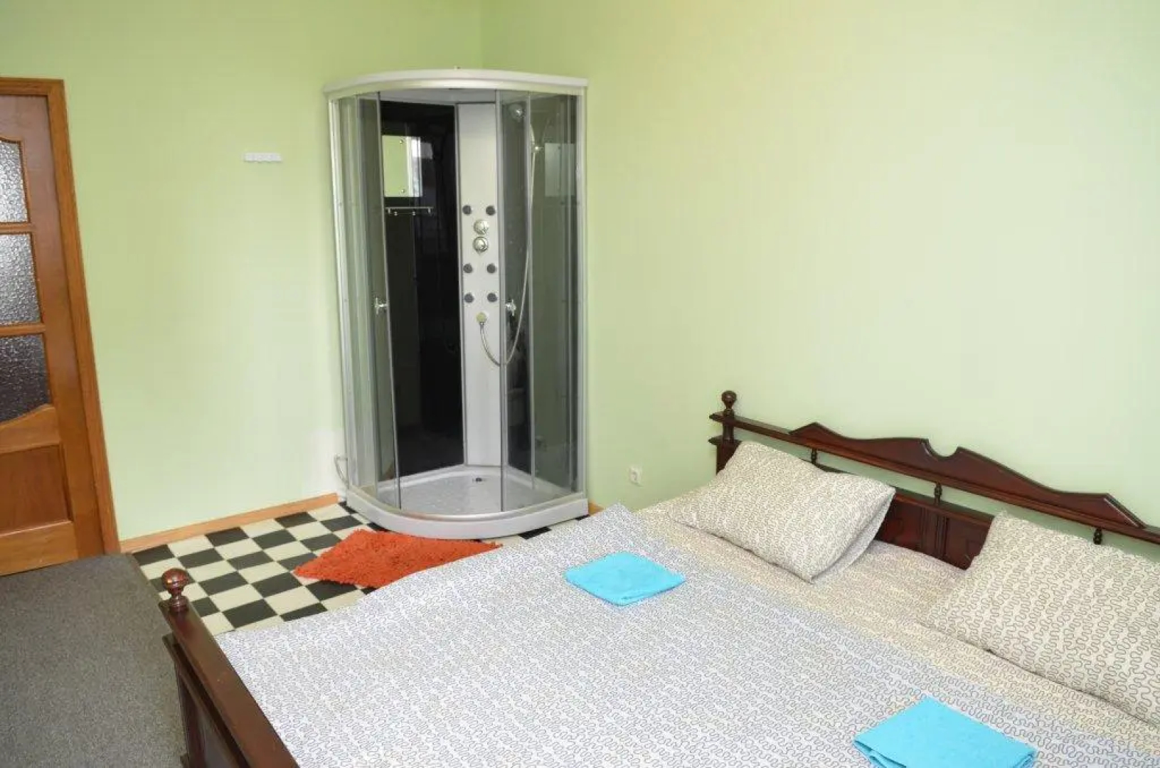 Teddy hostel