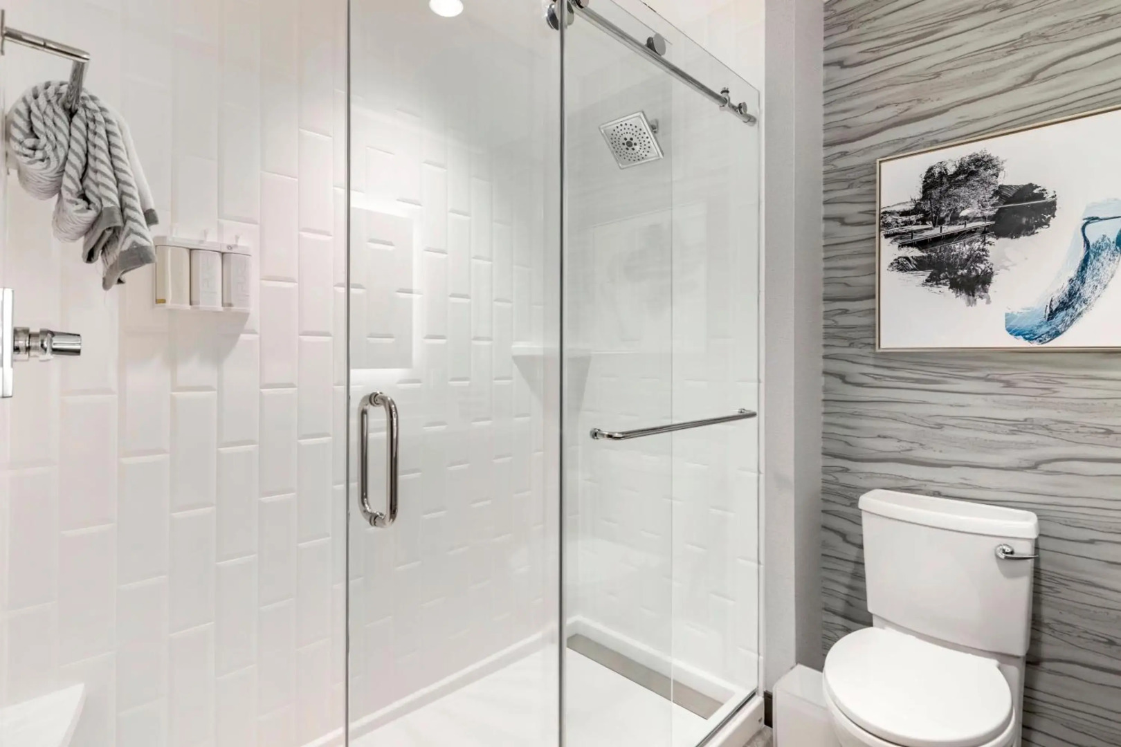 Cambria Hotel Lake Placid - Lakeside Resort