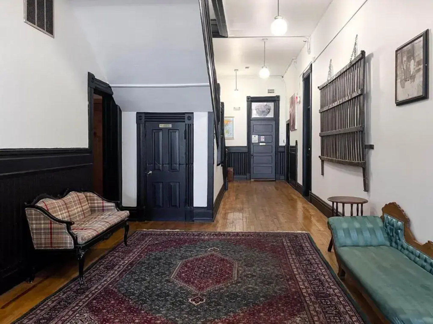 The Oliver Inn
