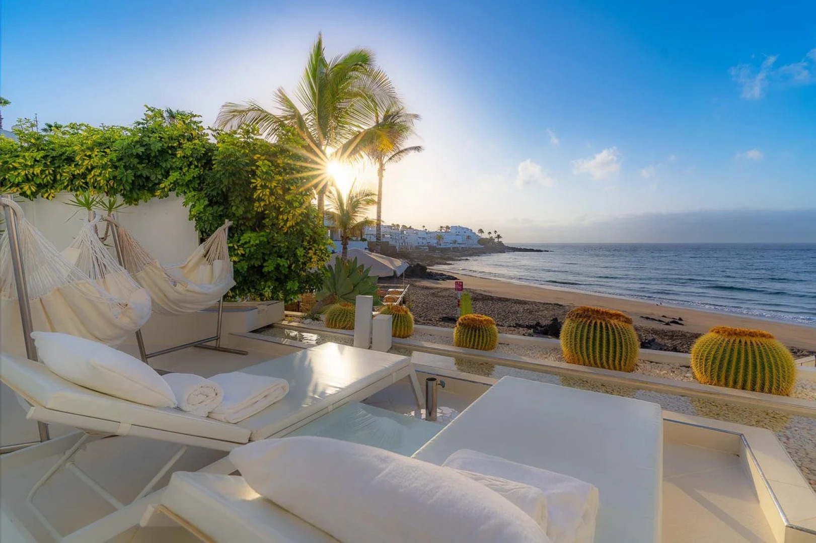 Lani's Suites de Luxe - Adults Only