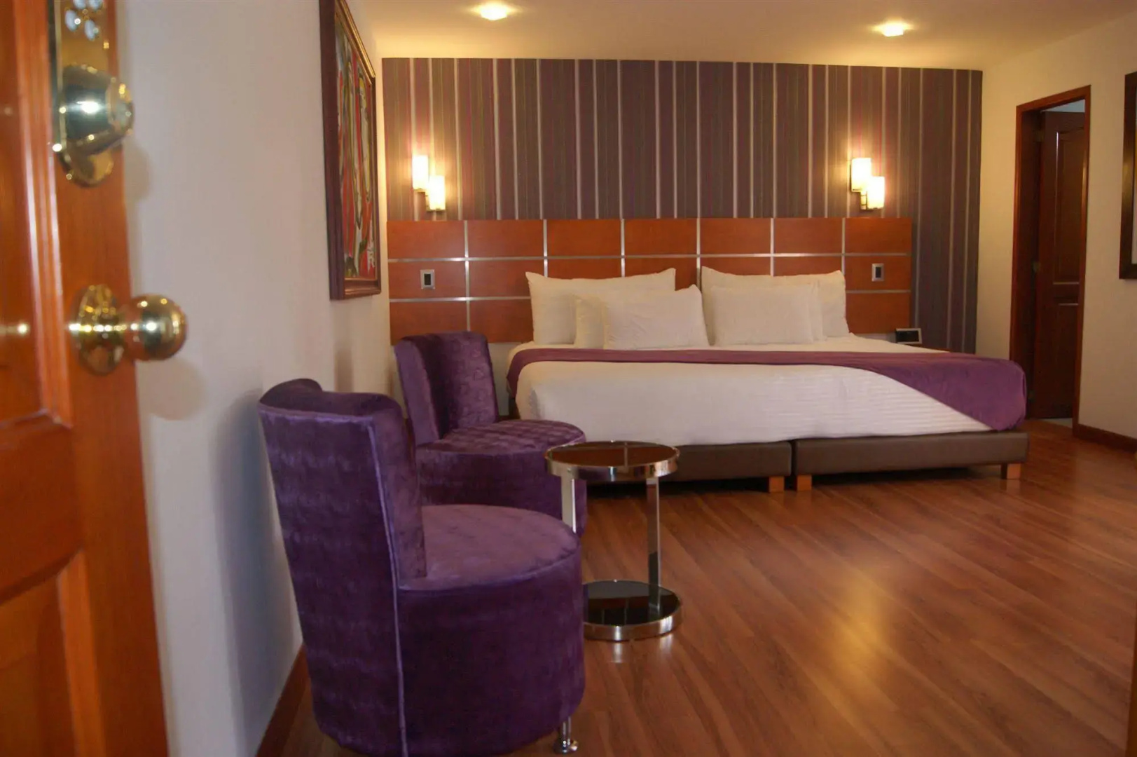 Top Deck Hotel