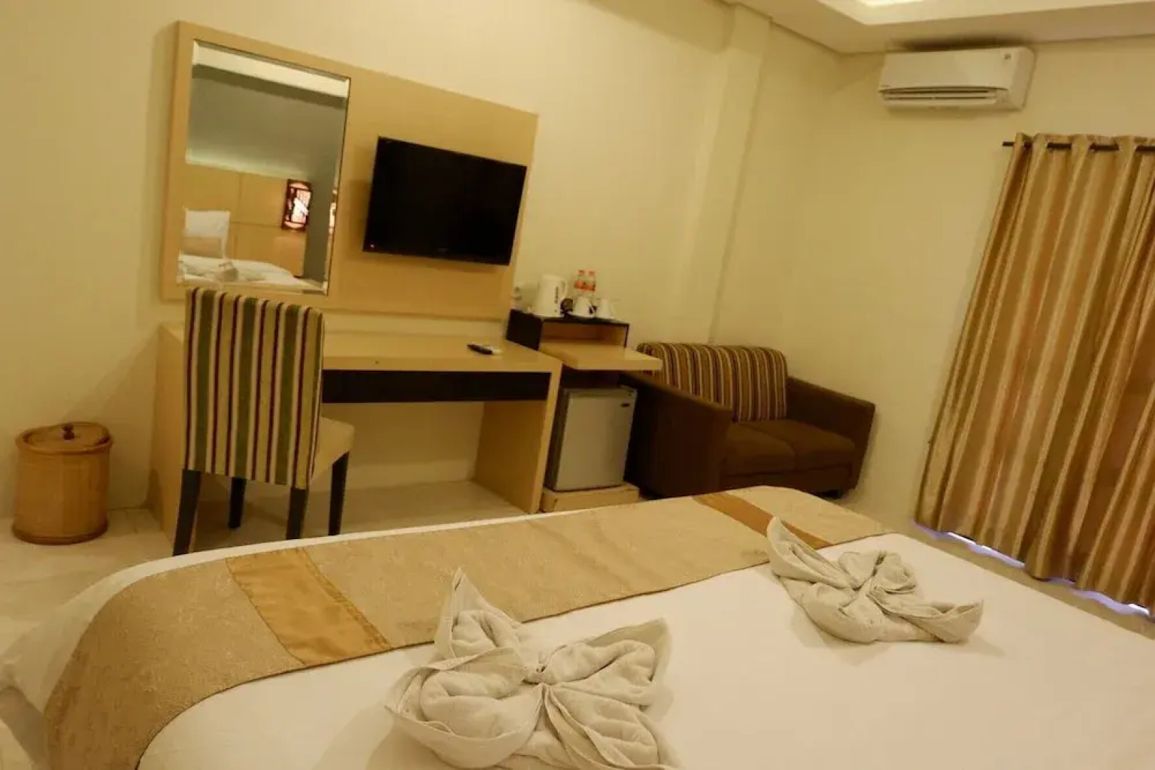 Ataya Hotel by Qinarya