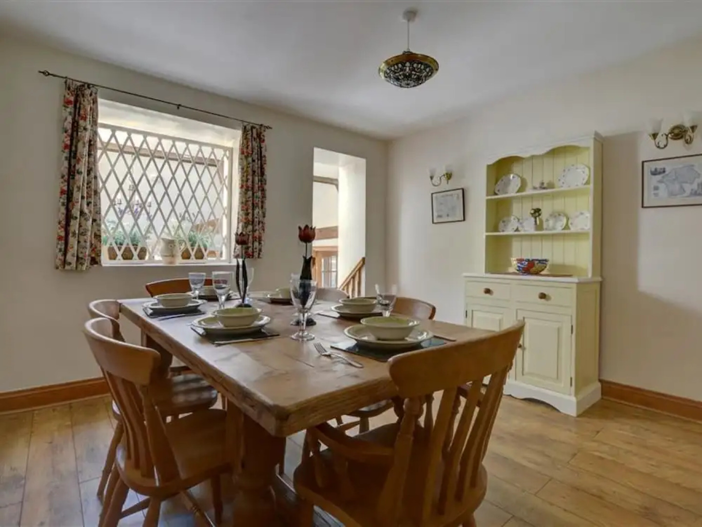 Unique Converted Barn in Hartfield