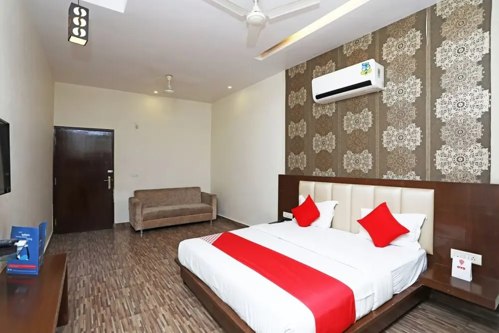 OYO 2855 Hotel Sanskriti Greens