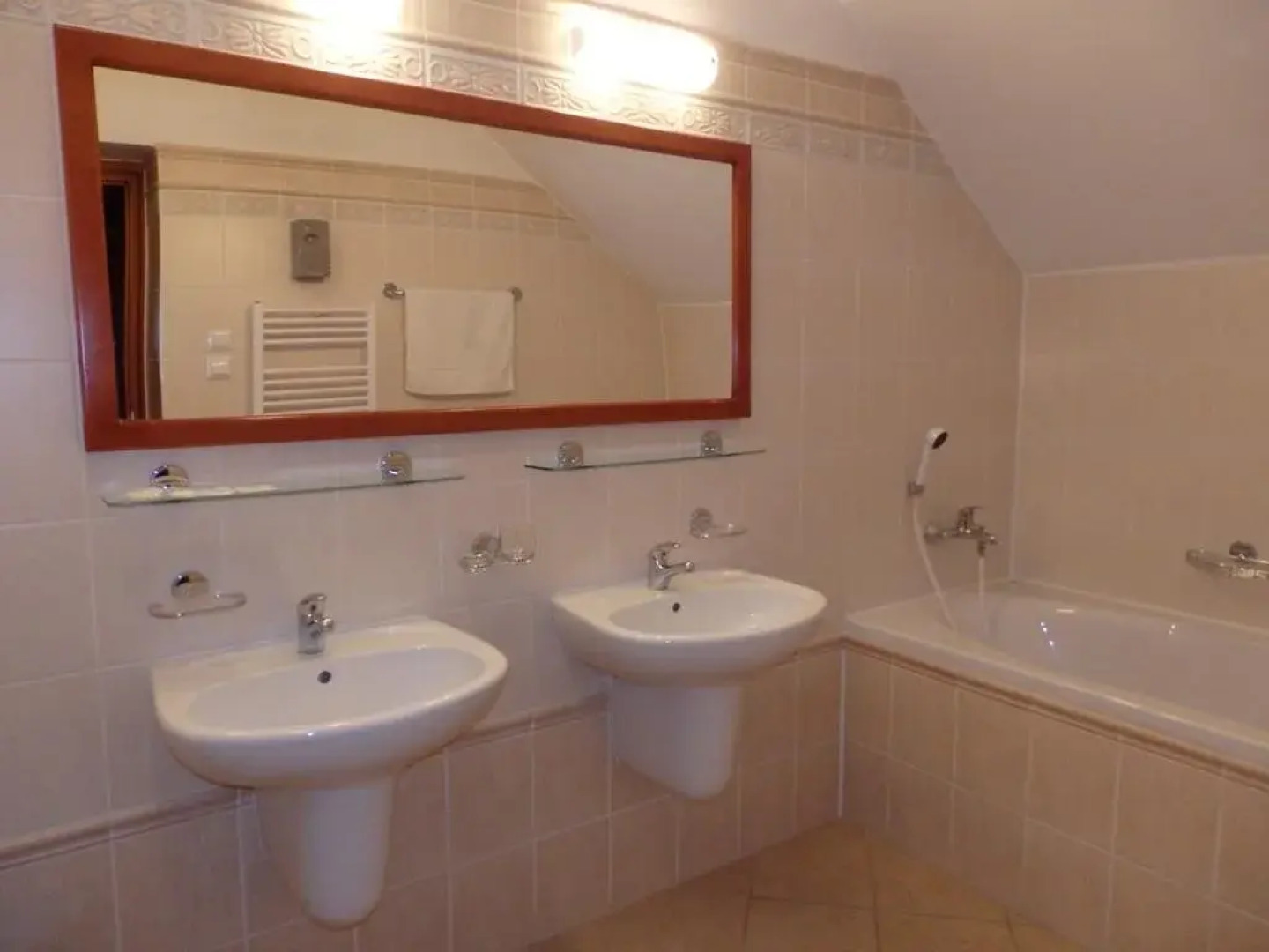 Kaštieľ Dezasse Jaslovské Bohunice