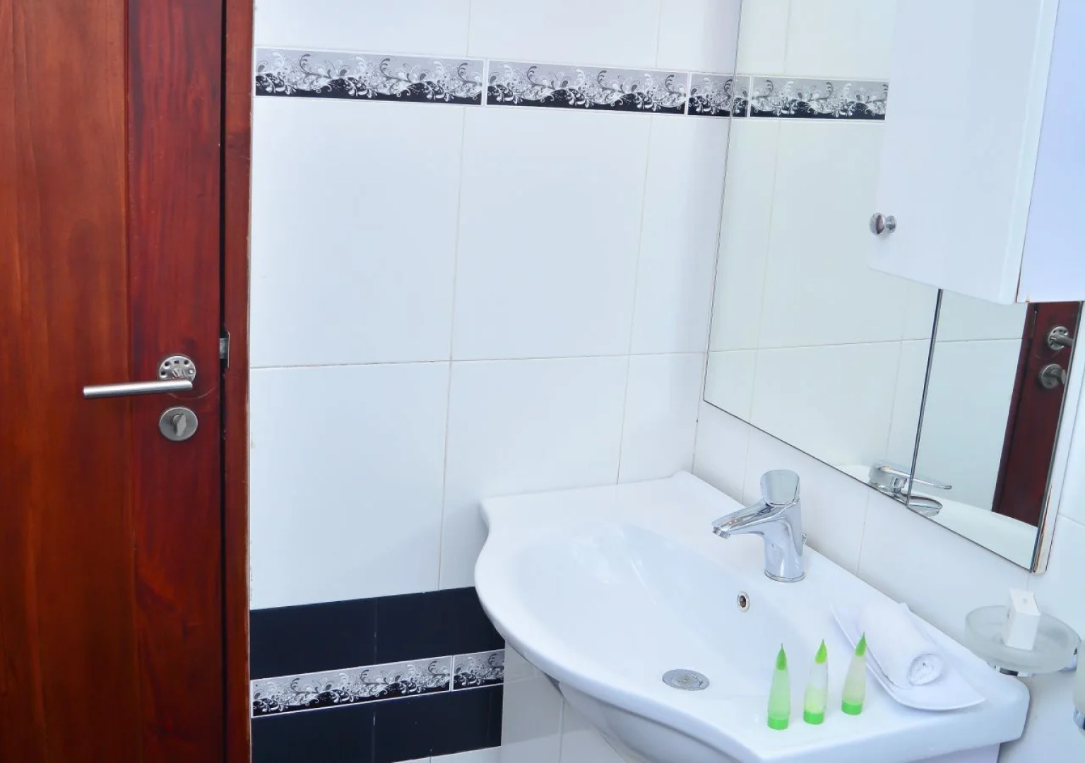 Unique Towers Luxury Boutique Suites