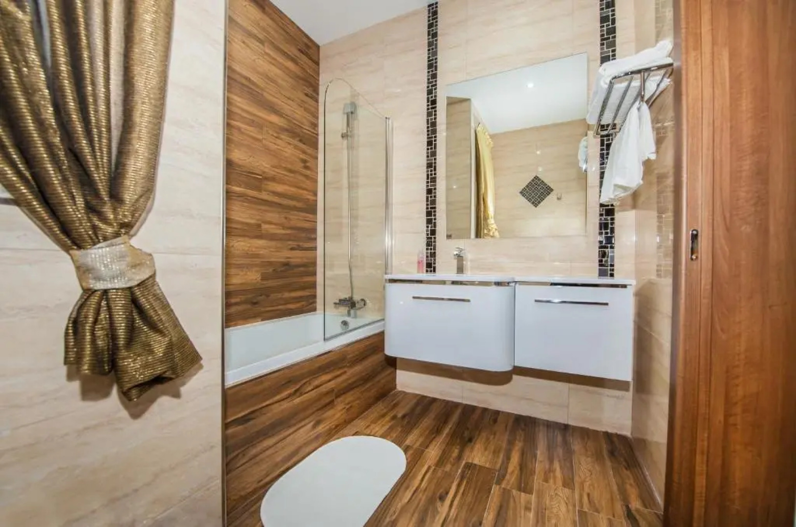 The Waves holiday apartment