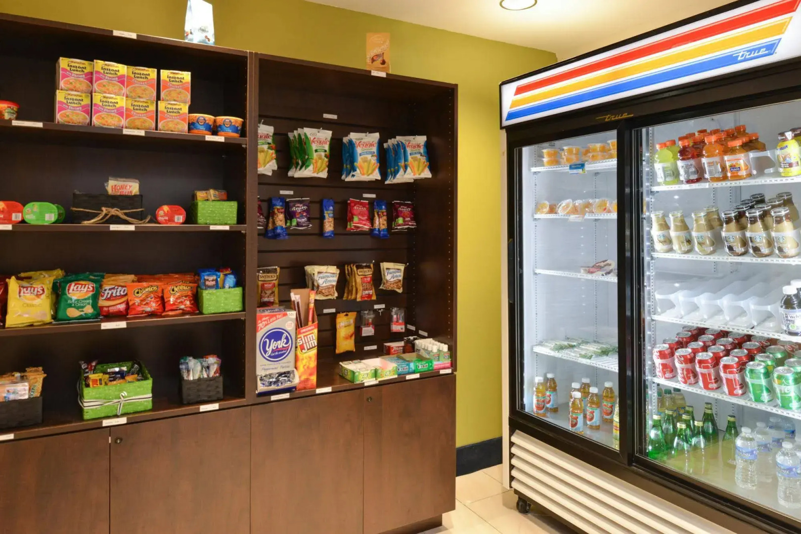 Holiday Inn Express & Suites Raleigh NE - Medical Ctr Area by IHG