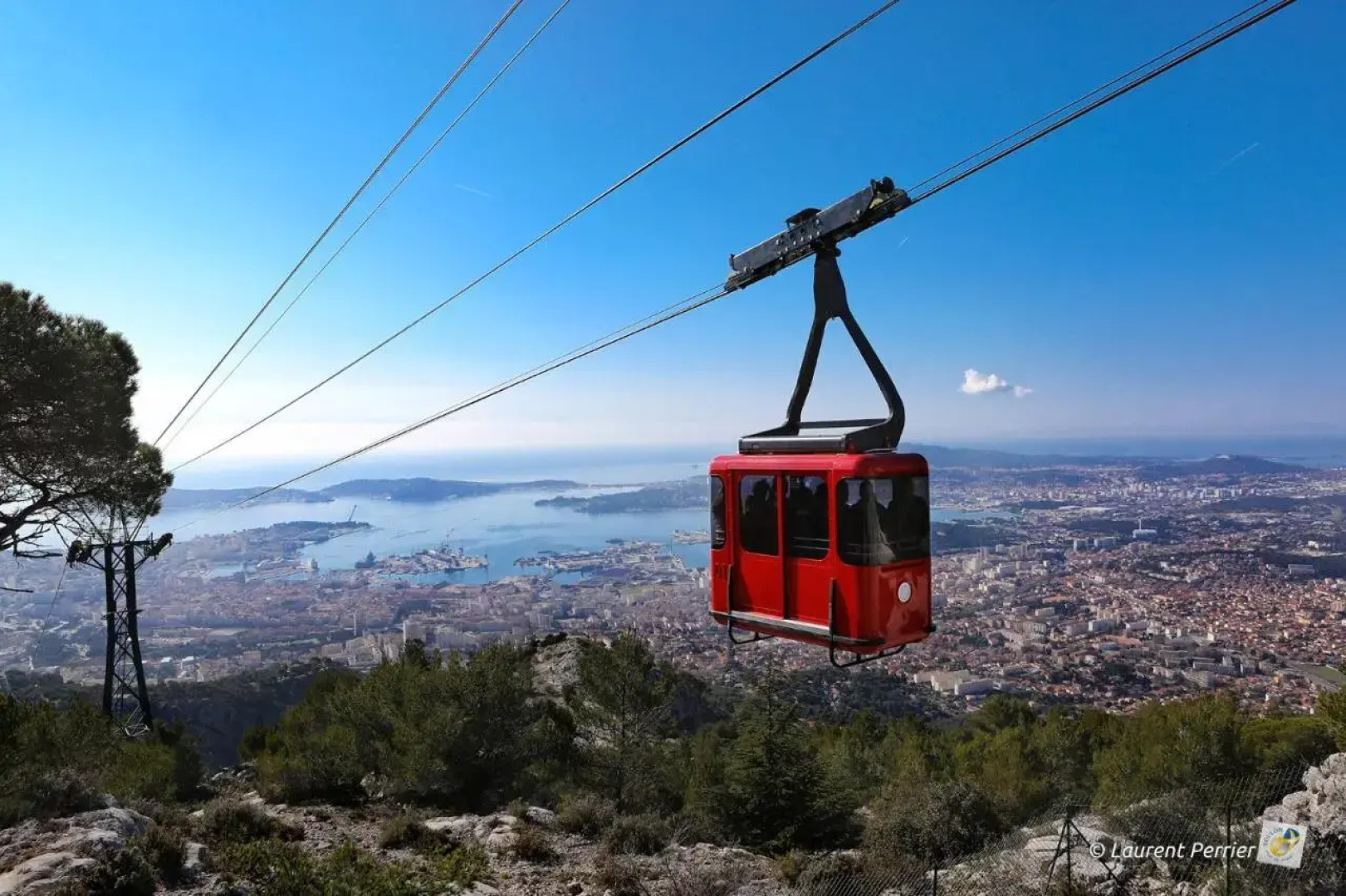 T2 40m2 Ollioules, la Nature, a 10 Mins Des Plages