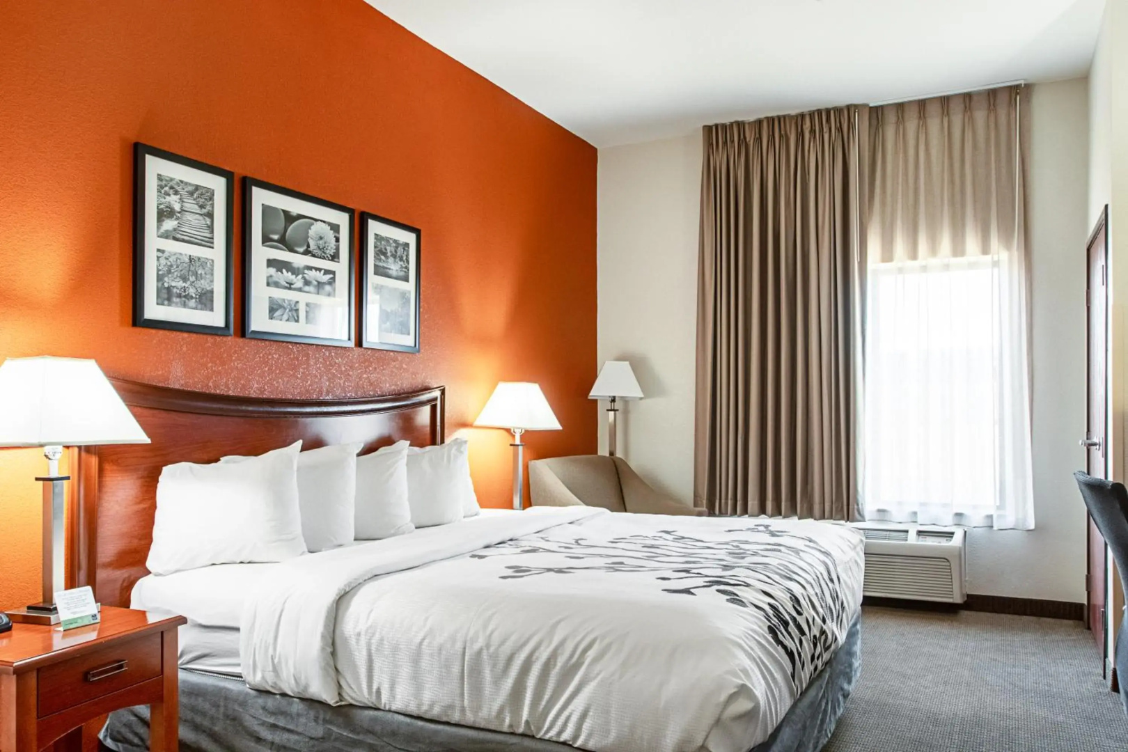 Sleep Inn & Suites
