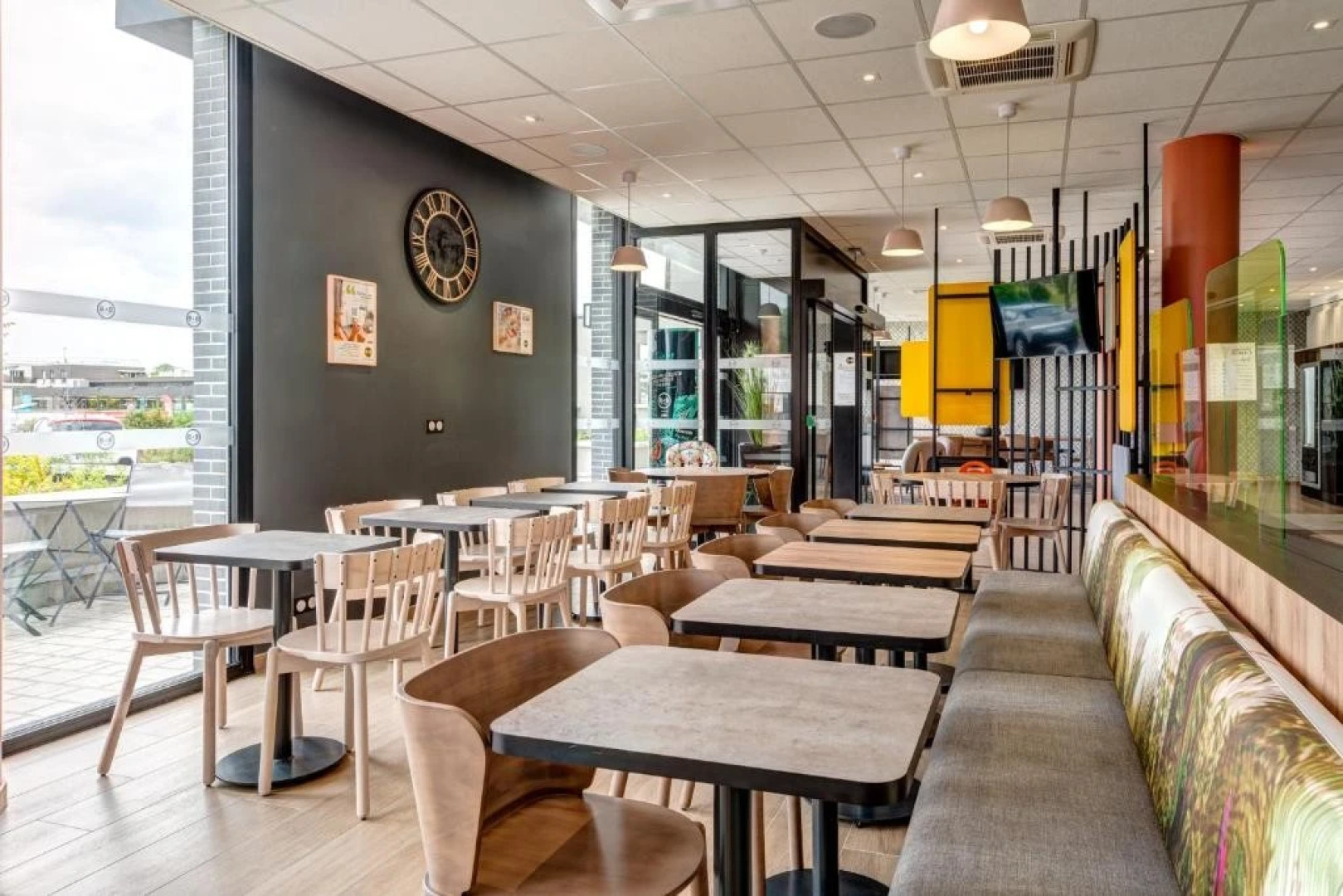 B&B HOTEL Le Port-Marly Saint-Germain-En-Laye