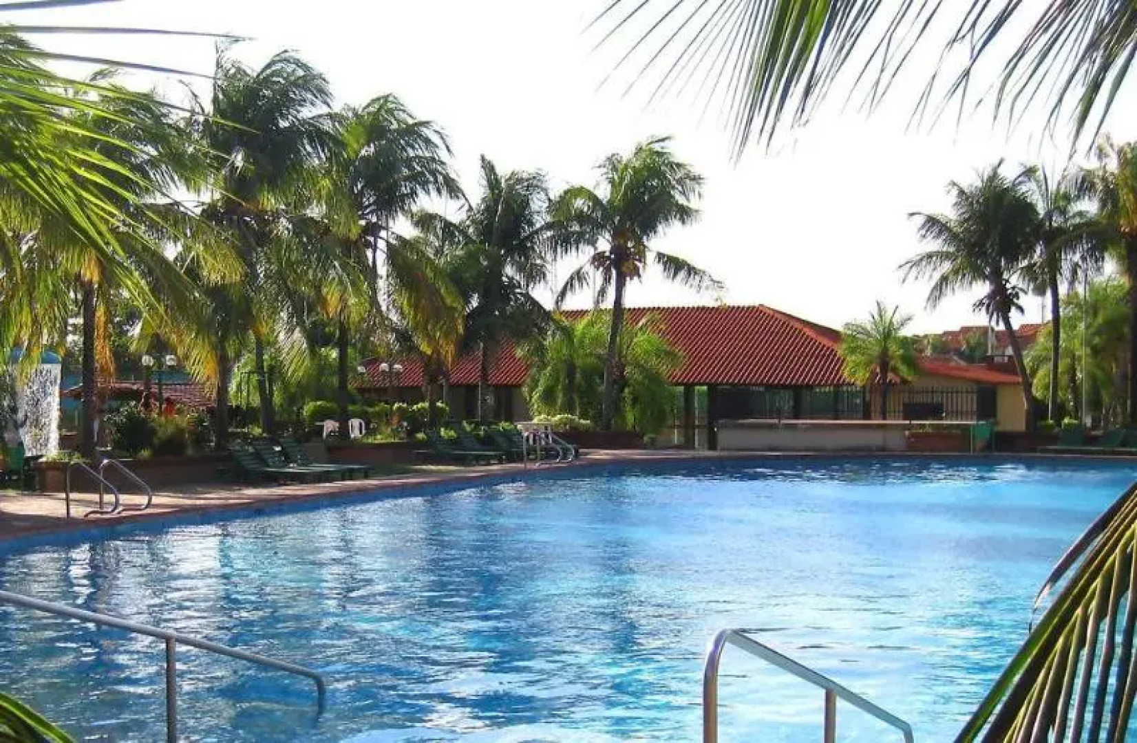 Urbari Apartment Hotel