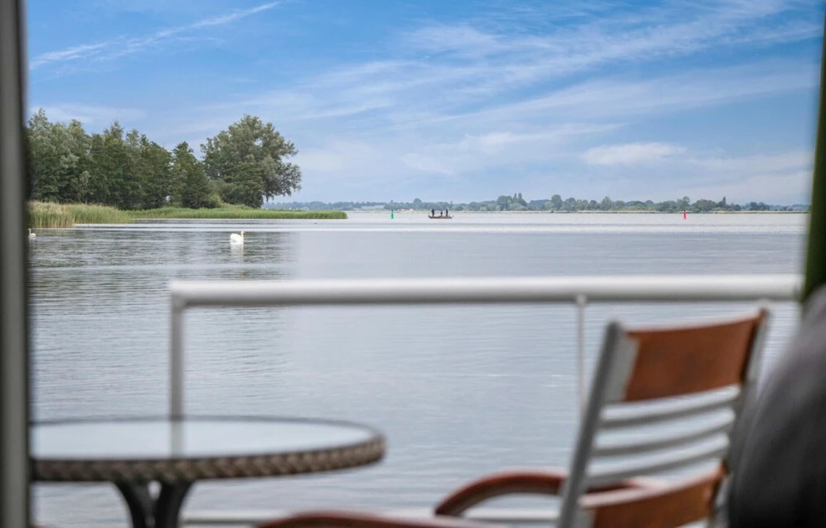 Nice Ship/boat in Biddinghuizen With 2 Bedrooms and Wifi