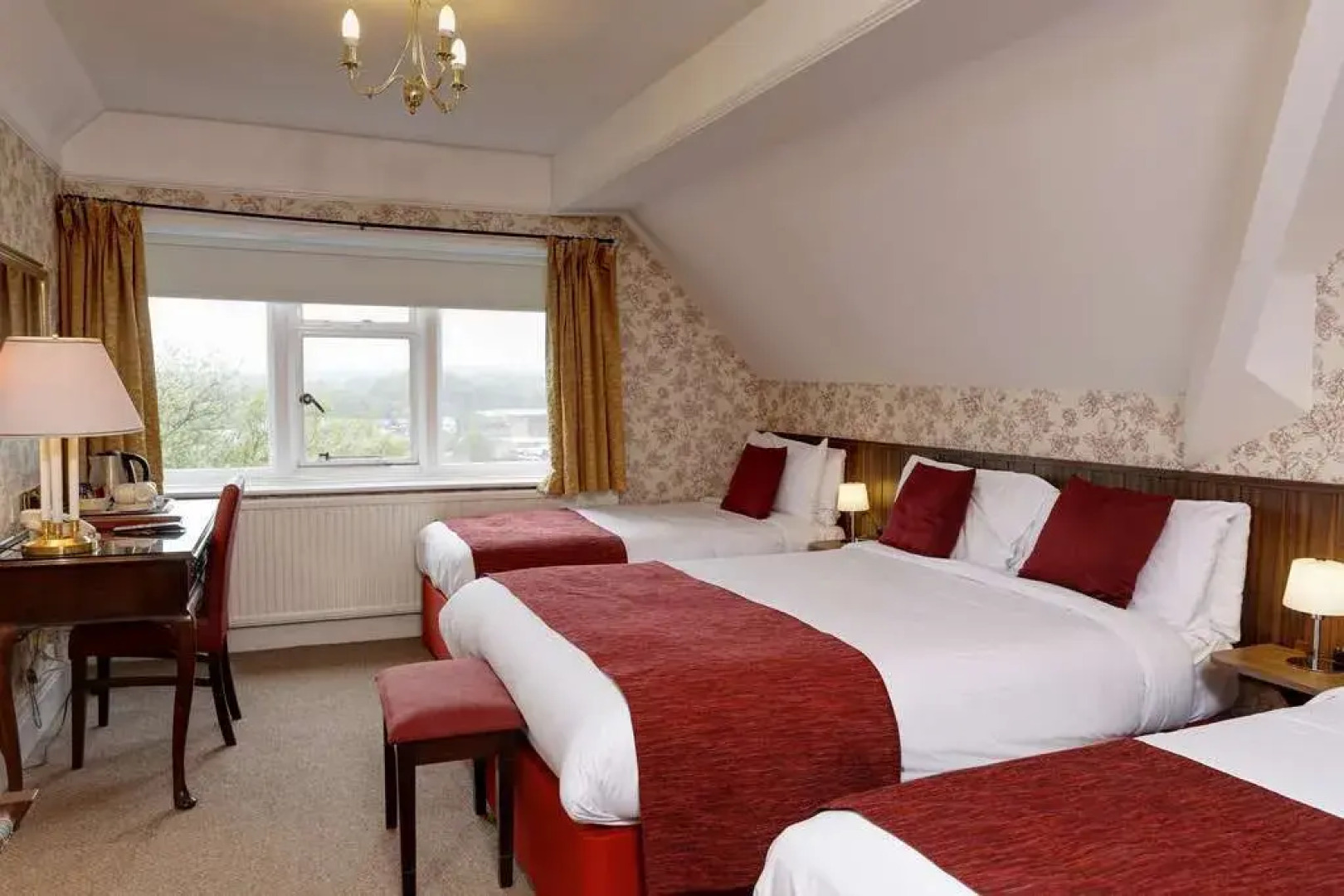 Best Western Broadfield Park