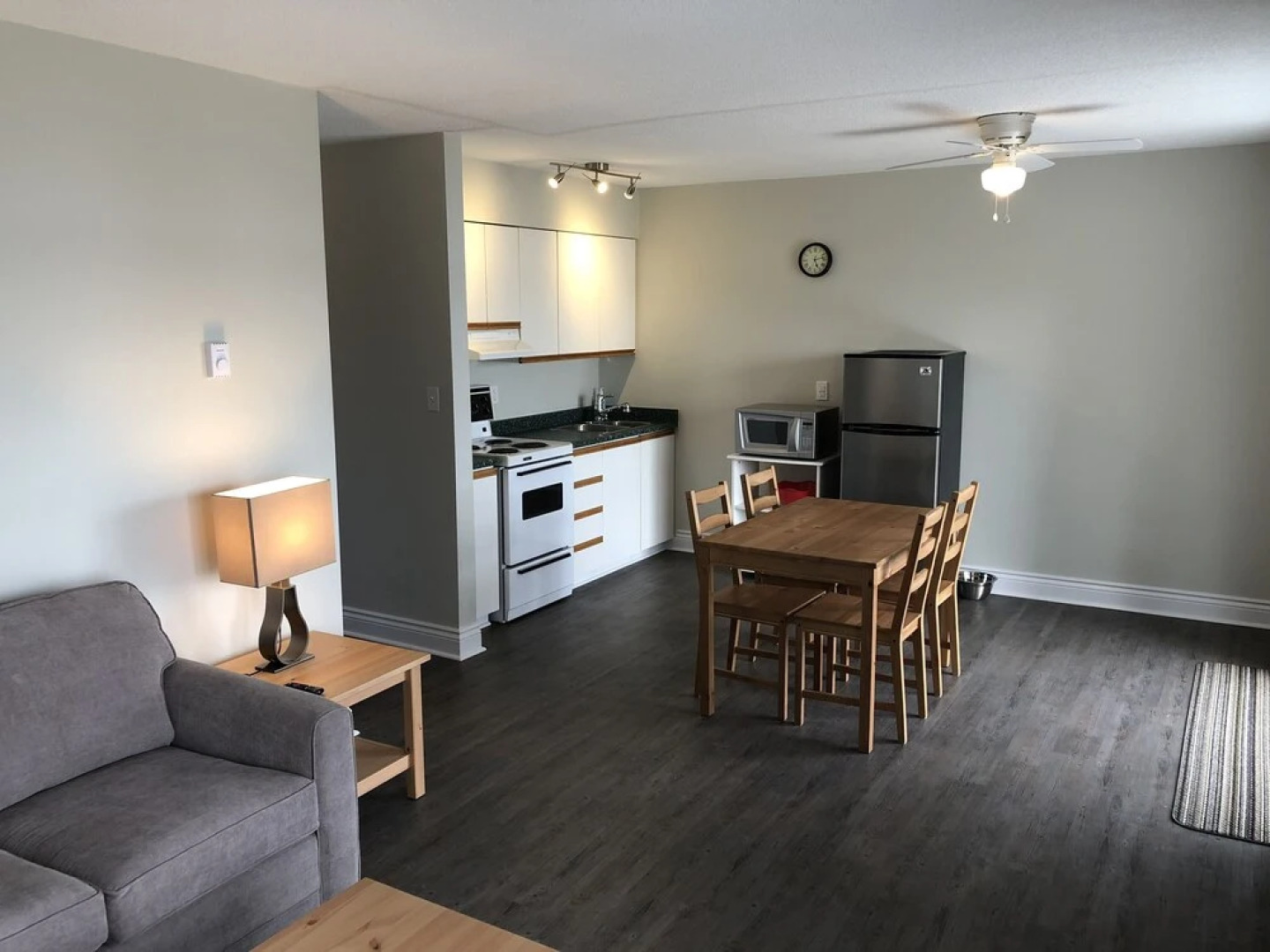 The Shores of Deer Lake