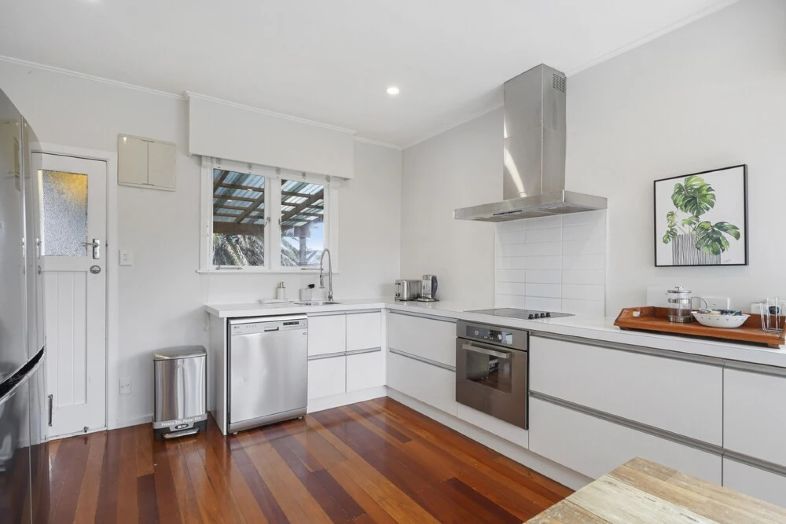 Amazing Home By Beach - Aircon-ed