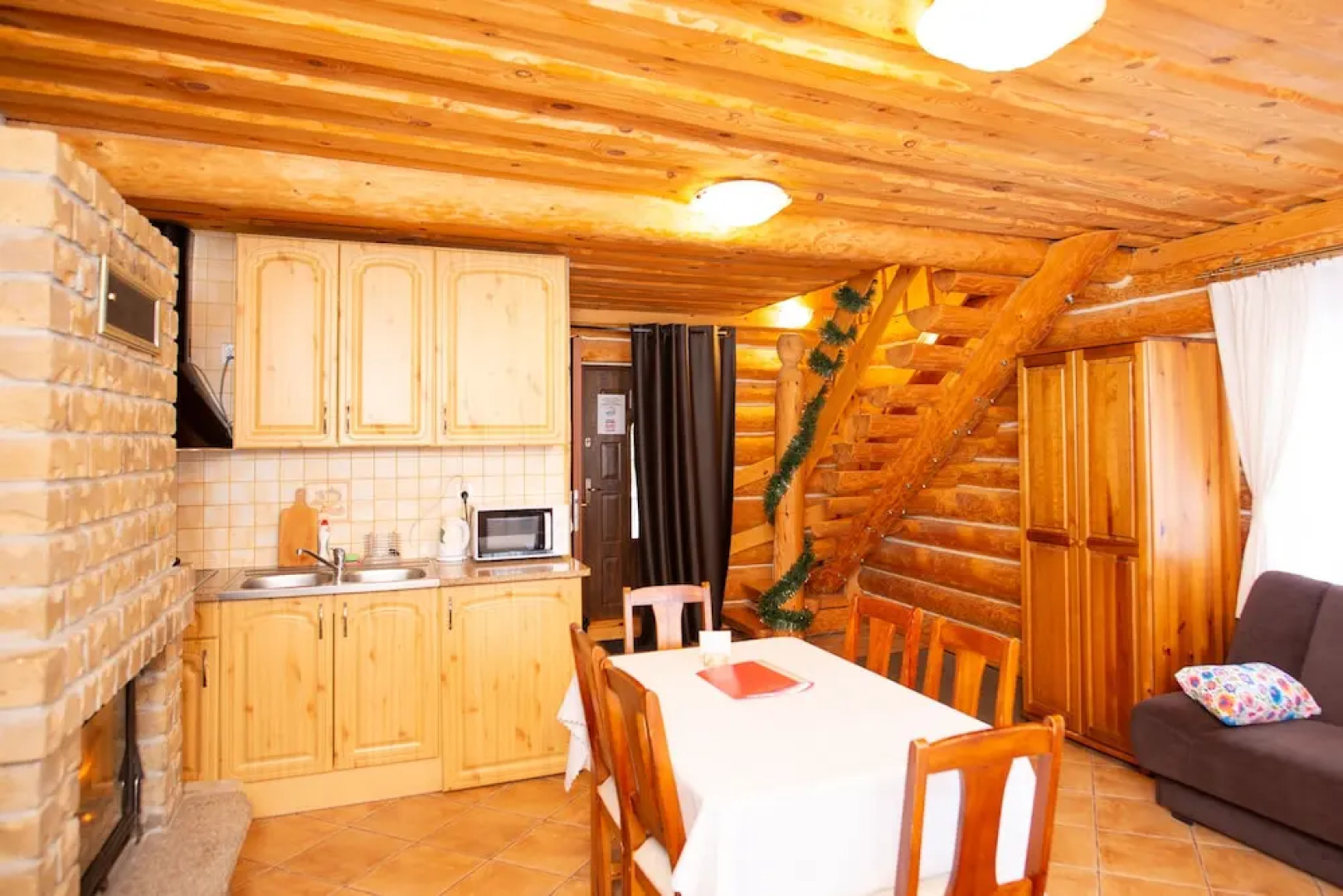 Gosciniec Pieciu Stawow