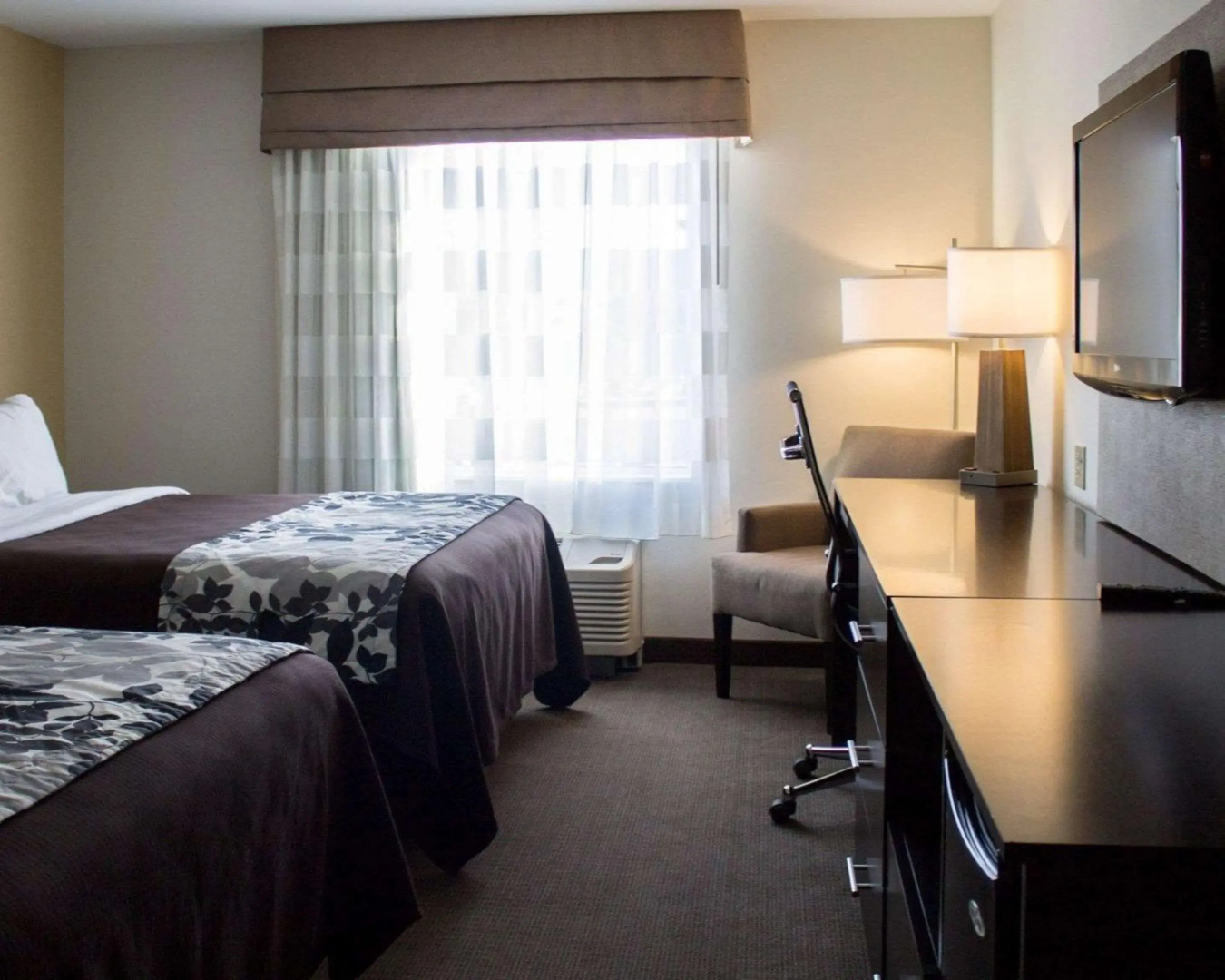 Sleep Inn & Suites Moundsville - Wheeling