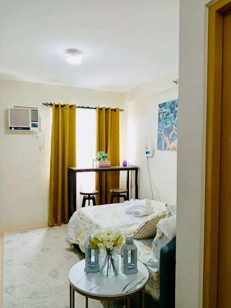 Oceanfront Condo in Dumaguete City - Perfect Getaway