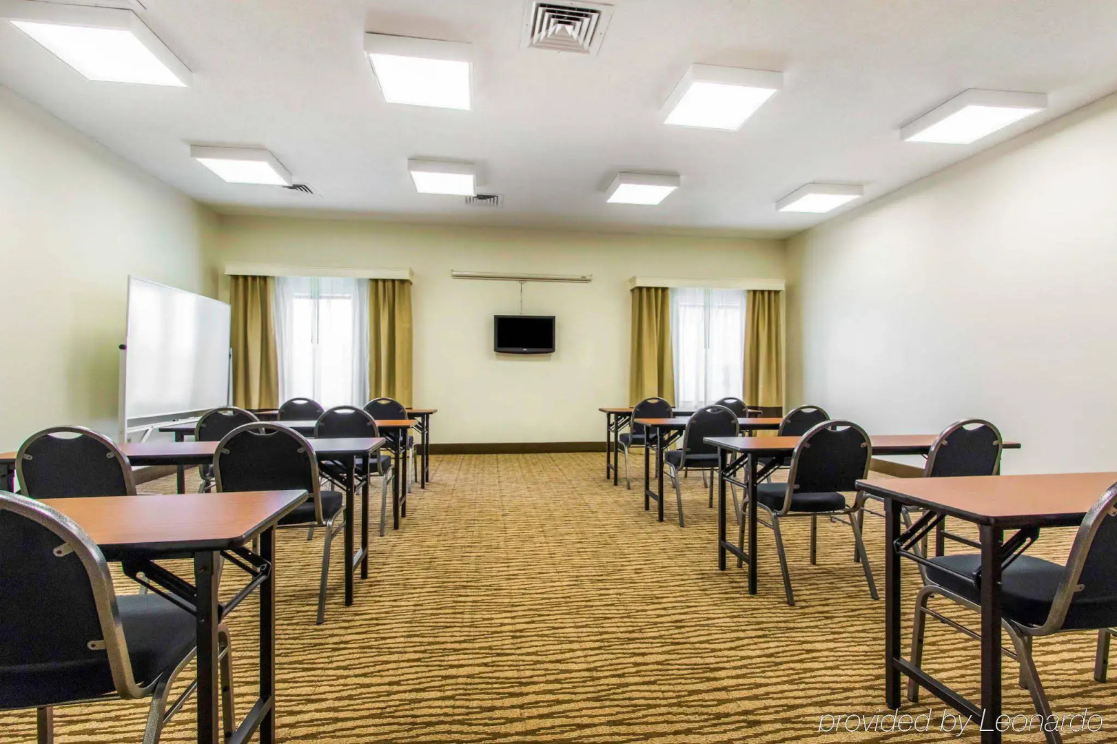 Comfort Inn & Suites Cave City