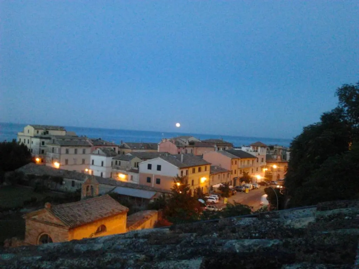 Appartamento con terrazza sul mare