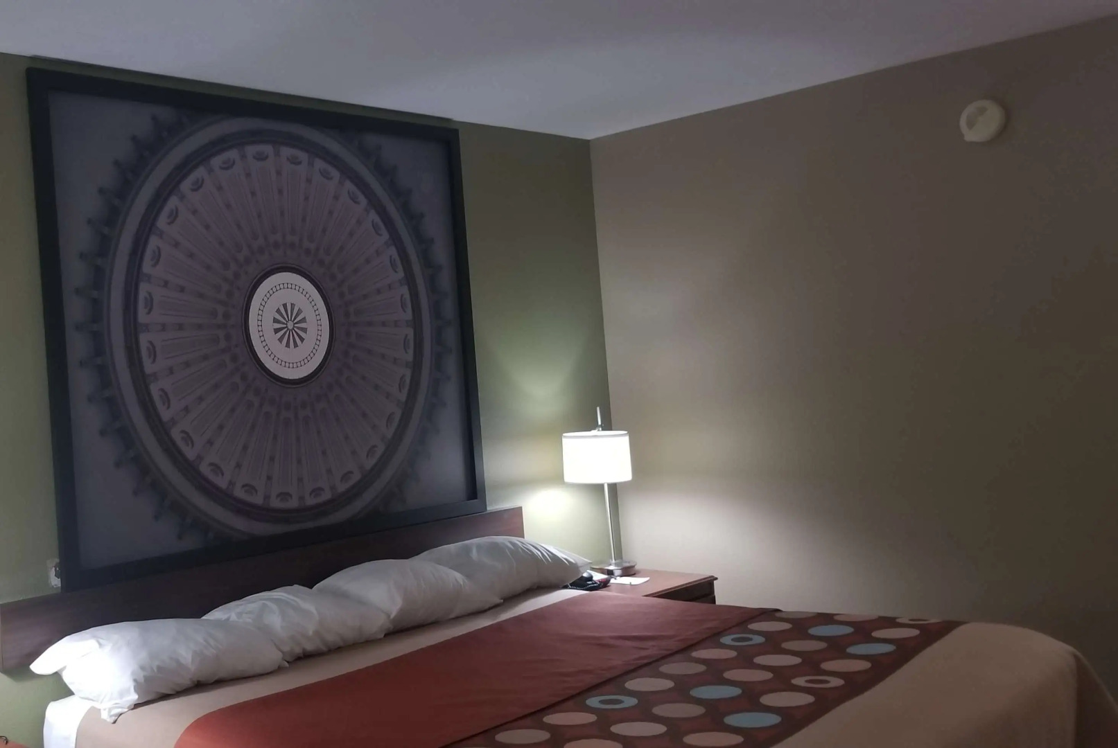 Super 8 by Wyndham Bellefontaine