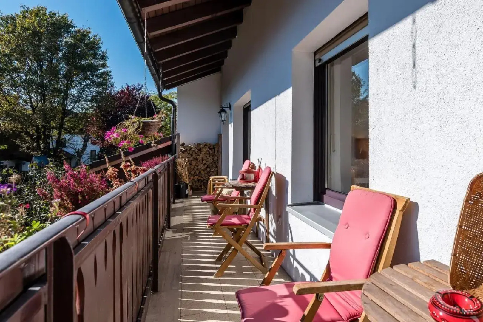 DARFATI 4-Zimmer Wohnung