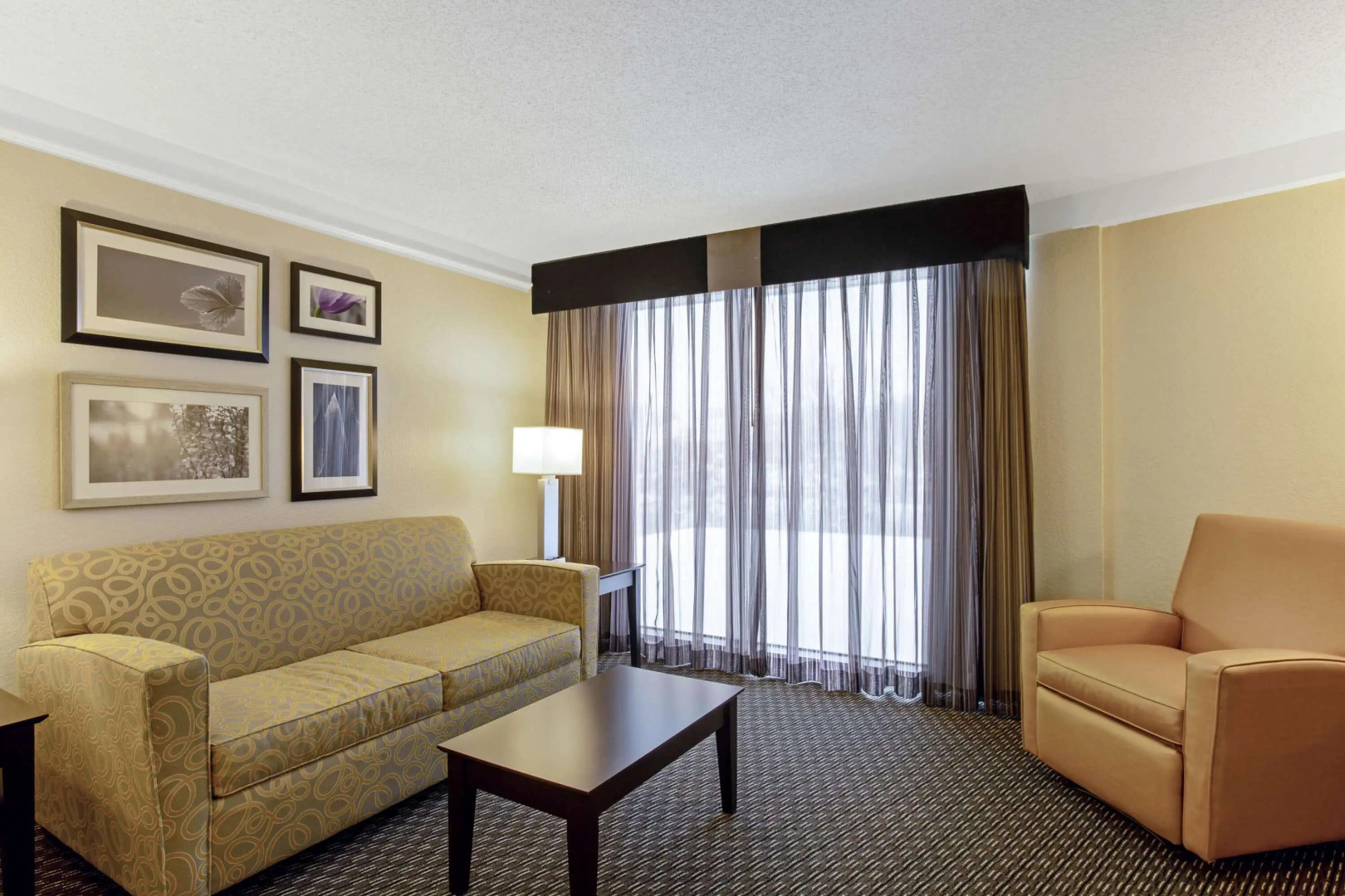 La Quinta Inn & Suites by Wyndham Boston-Andover
