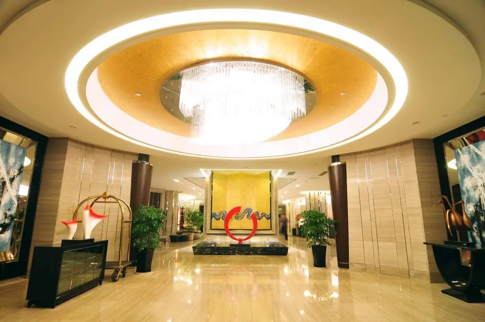 Xichang Minshan Hotel