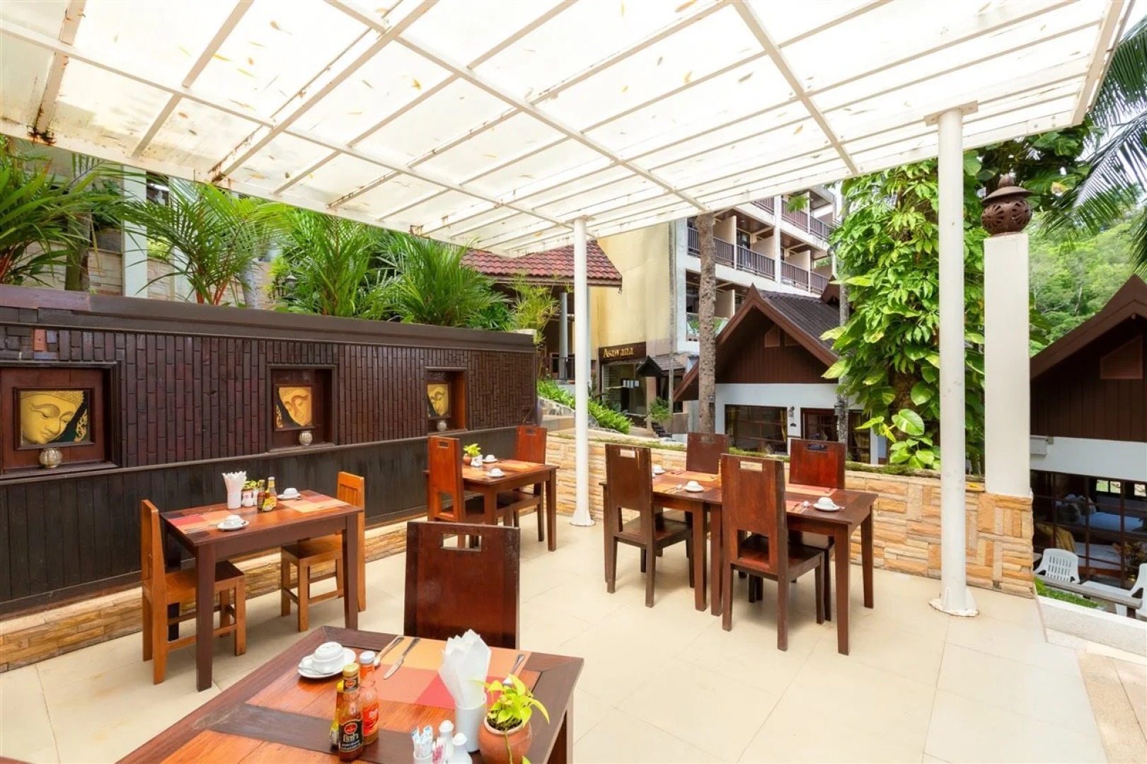 Club Bamboo Boutique Patong Beach Resort