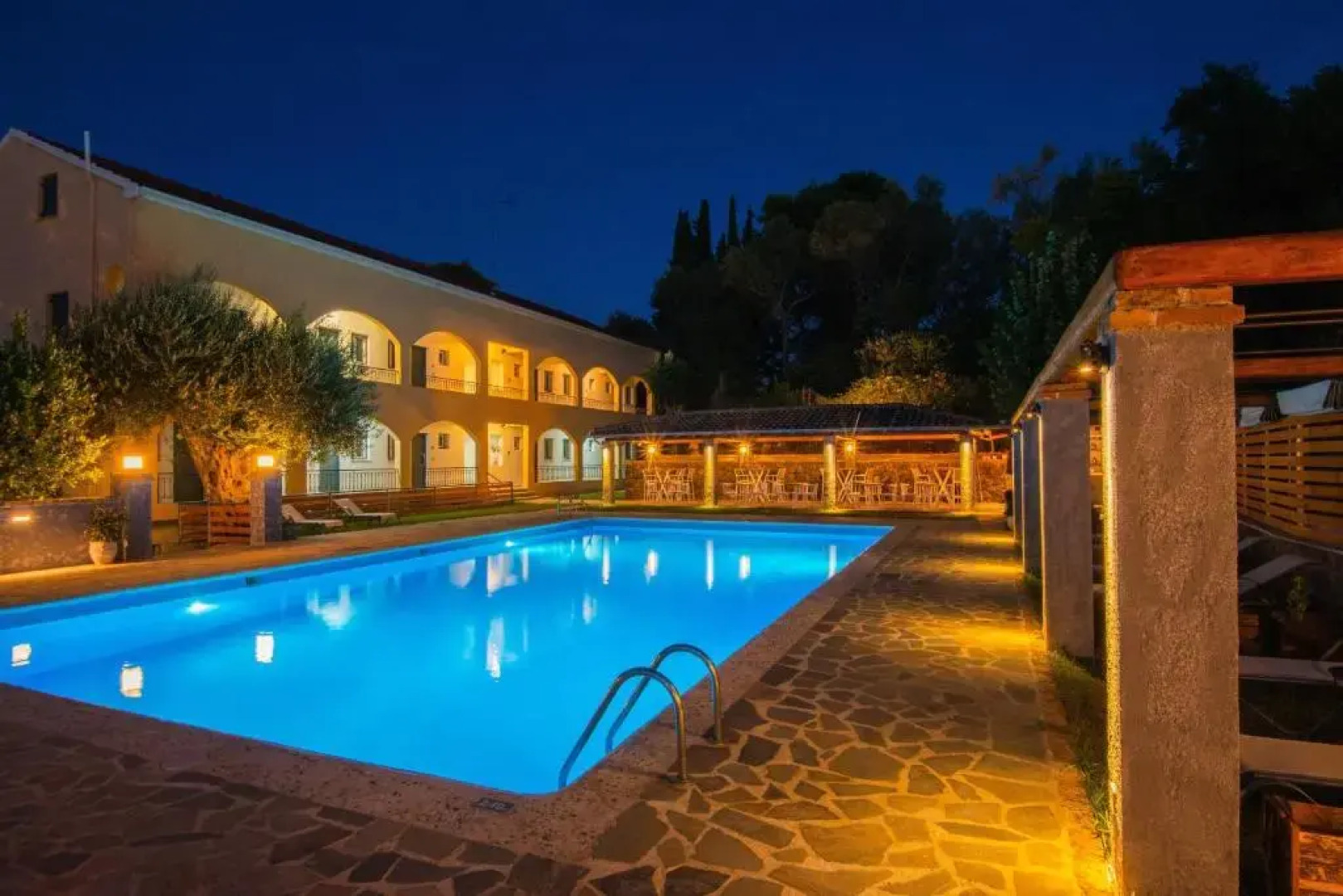 Villa Karmar Hotel Apartments