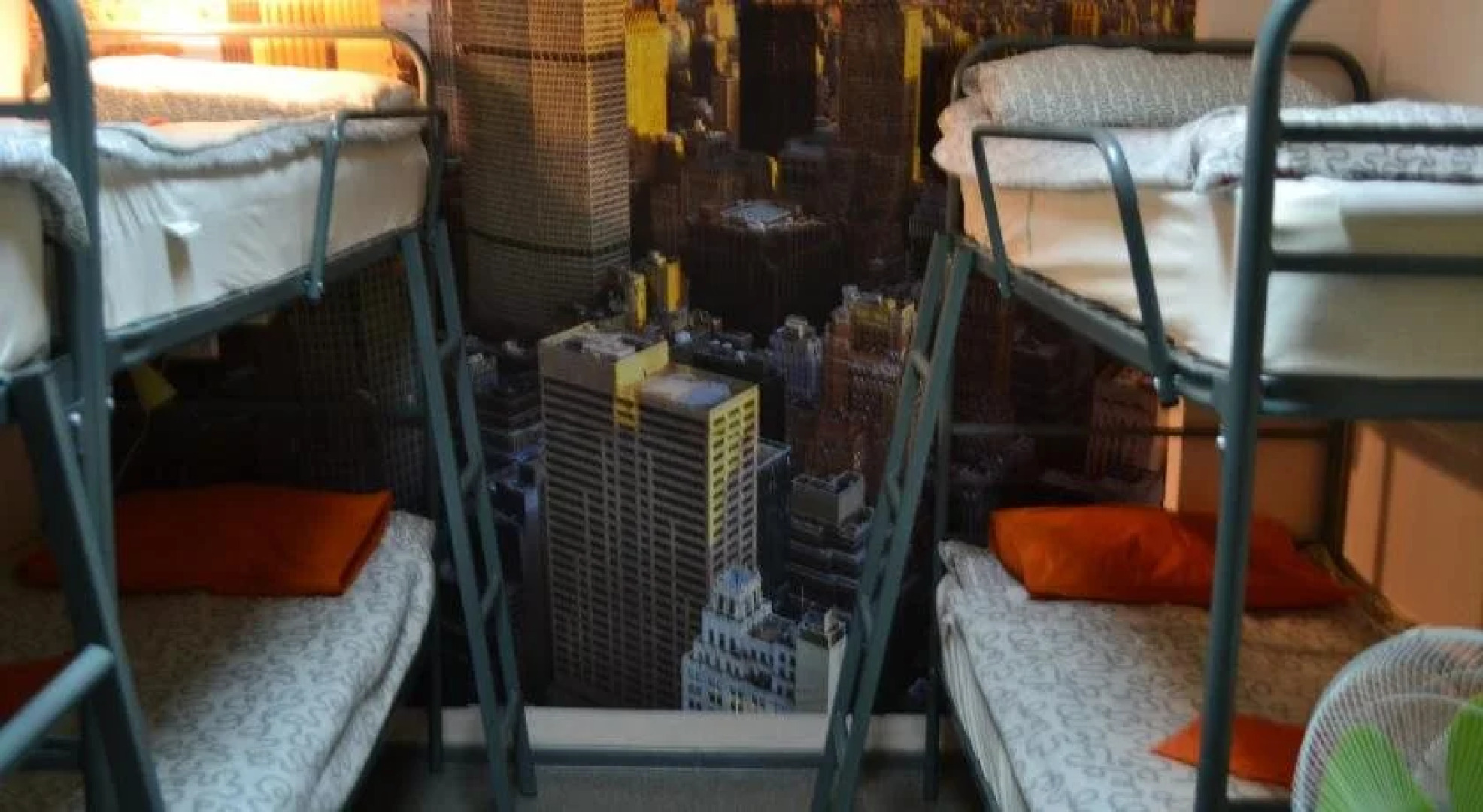 Hostel na Vologodskoi (former Teremok)