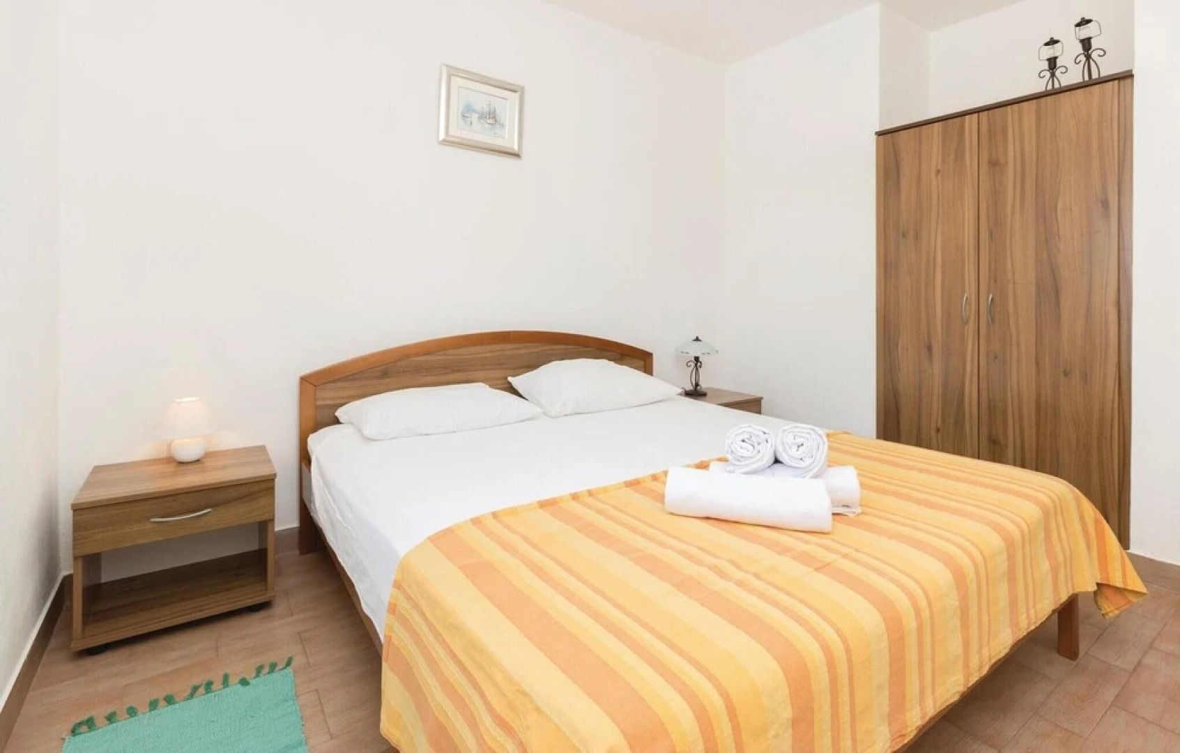 Amazing Home in Pasman With Wifi and 8 Bedrooms