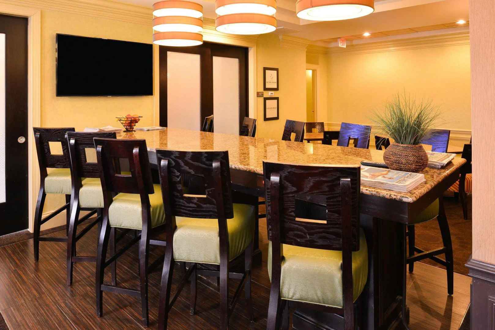 Hotel Alice At Atlantic Beach