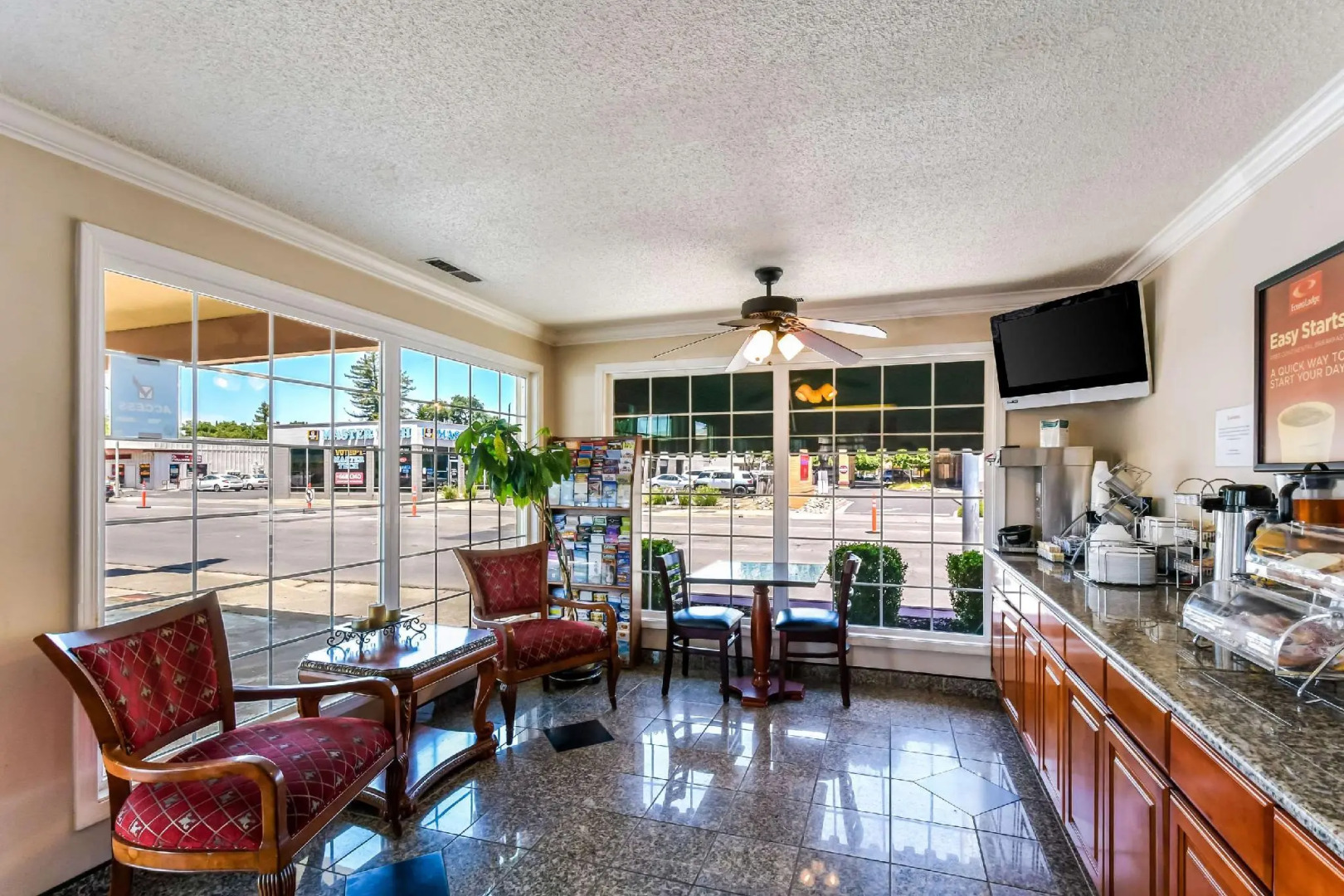 Econo Lodge Woodland near I-5