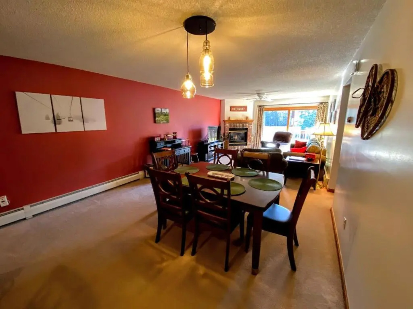 S4 Ski Slope Views Bretton Woods condo with easy access to Mt Washington Skiing White Mountains