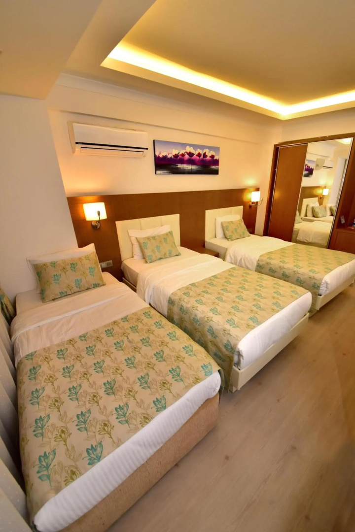 Yeniceri City Hotel