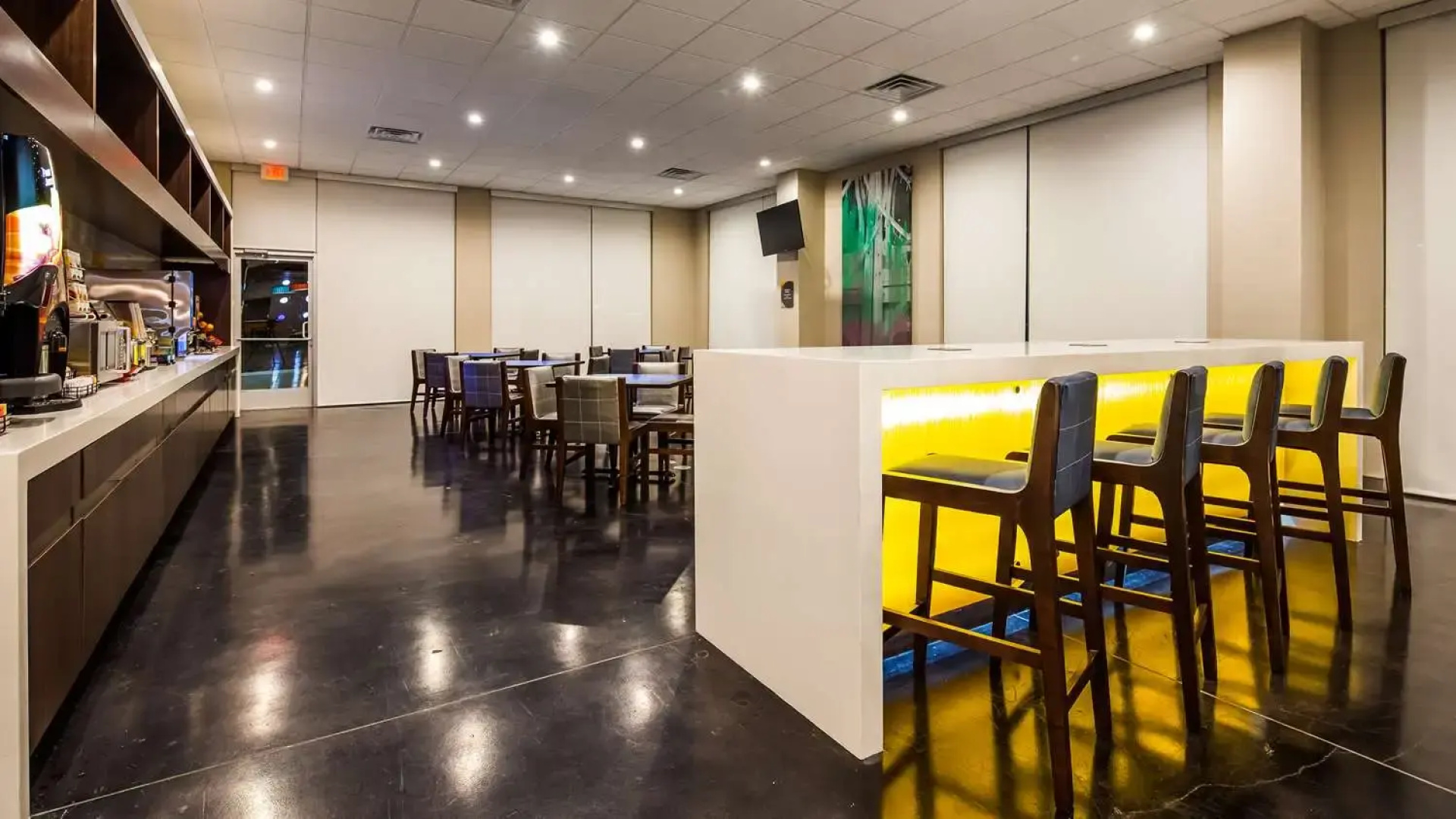 GLō Best Western Dallas South DeSoto
