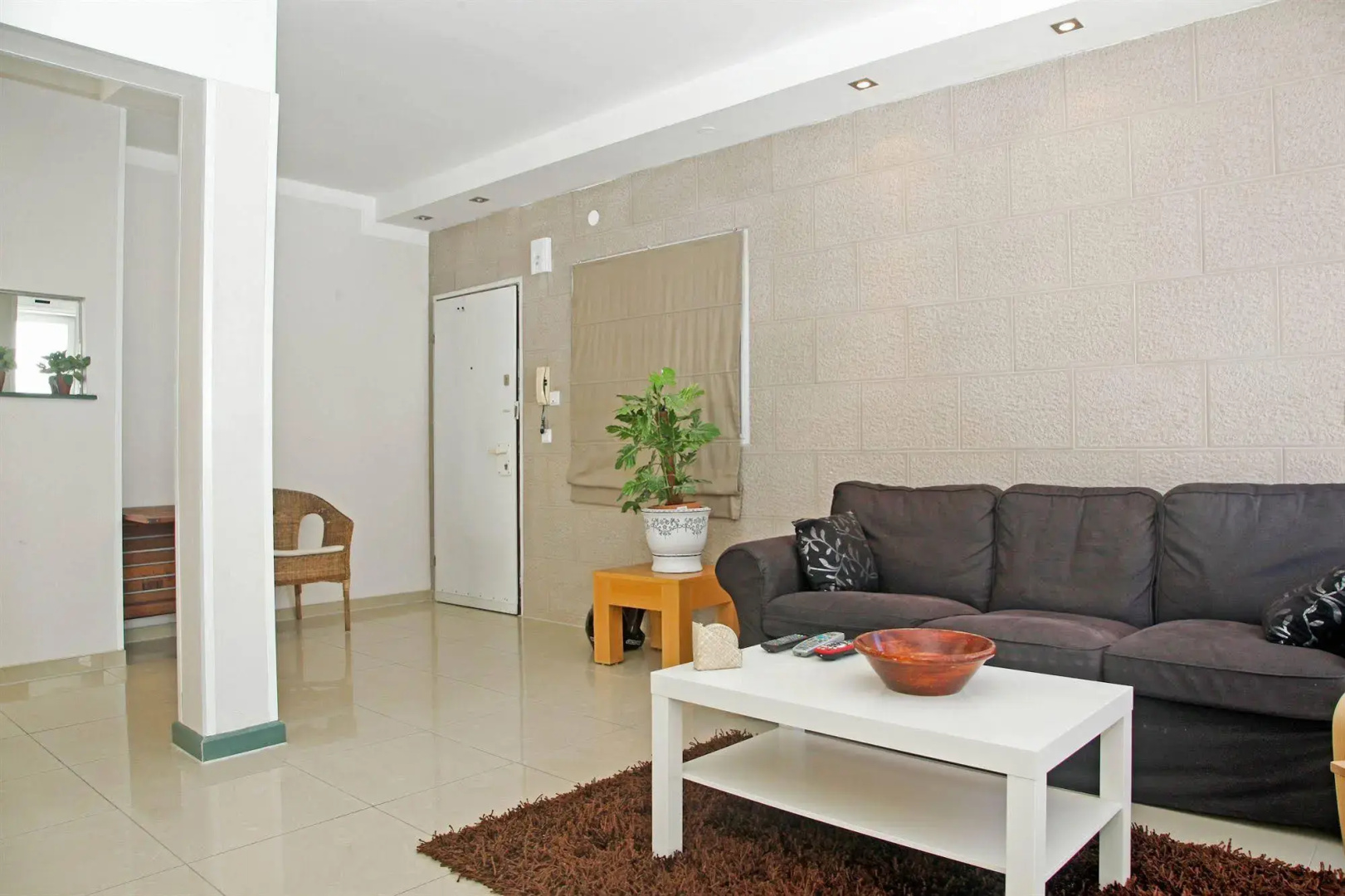 TLVSublet