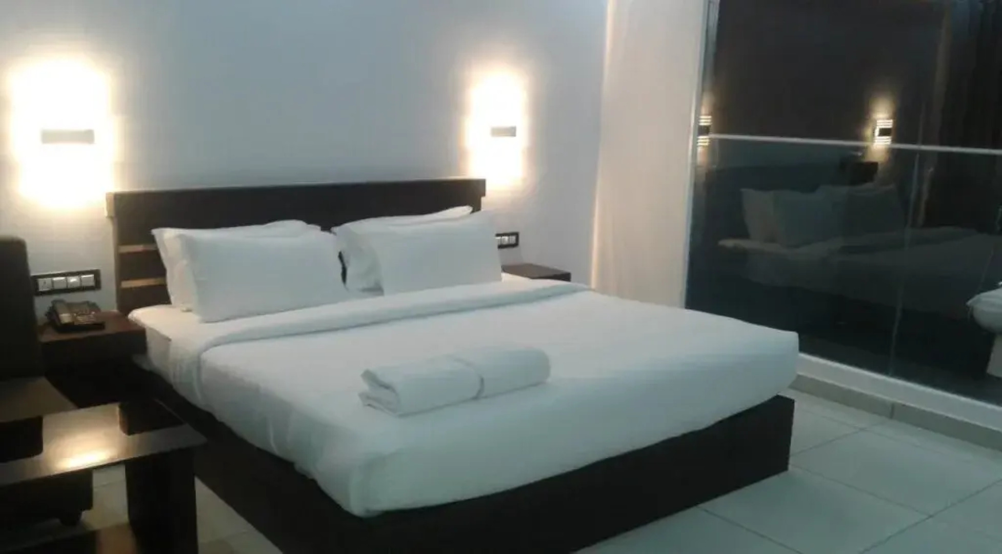 Leela Backwaters Inn