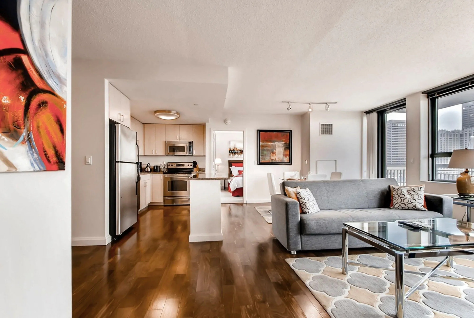 Global Luxury Suites at China Town