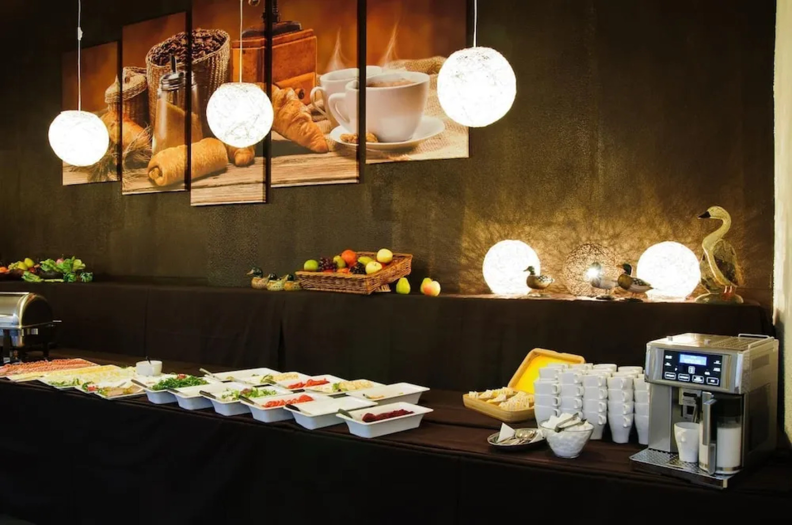 Baza Hotelowa Nowe Horyzonty