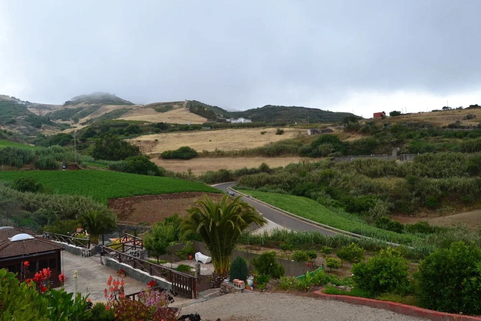 Cueva Hoya Del Monte