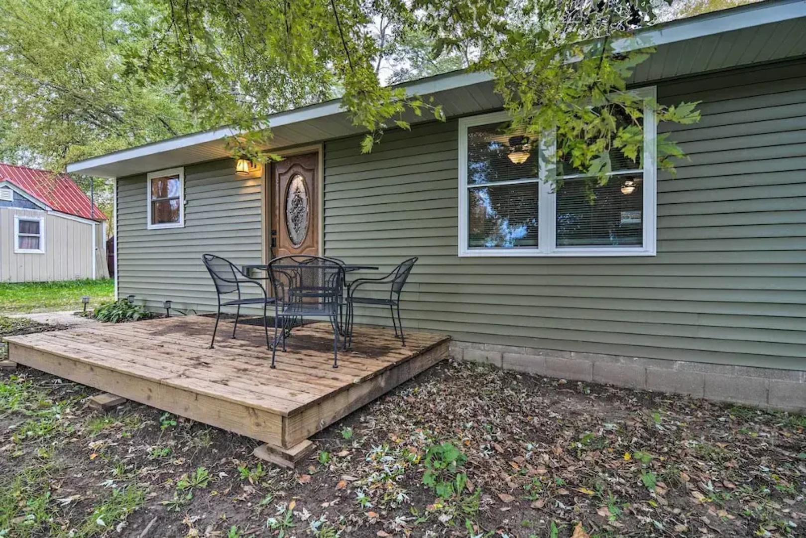 Pet-friendly Petoskey Area Cabin, Walk to River!