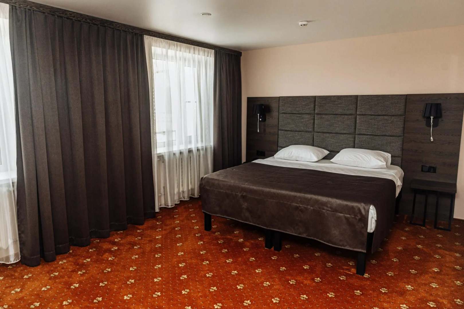 Гостиница А